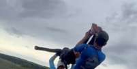 O acidente que resultou na morte de Maria Eduarda Rodrigues de Freitas, de 21 anos, durante a prática de rope jump na Ponte do Esqueleto, em Limeira (SP), em 2024, voltou a expor a fragilidade dos controles de segurança em parte do turismo de aventura no Brasil - Reprodução Foto: Giro 10