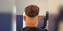 Neymar muda corte de cabelo pela 2&ordf; vez na Copa ap&oacute;s n&atilde;o viajar com a Sele&ccedil;&atilde;o  Foto: Reprodu&ccedil;&atilde;o/Redes Sociais