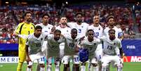 Seleção de Cabo Verde com uniforme branco contra a Espanha  Foto: Mattia Ozbot/Getty Images