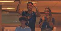 Luis Suárez em comemoração do primeiro gol do Uruguai.  Foto: Reprodução/ Redes Sociais