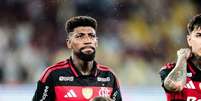 Emerson Royal defende o Flamengo desde 2025 - Foto: Adriano Fontes / Flamengo / Jogada10