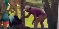 Agress&atilde;o foi registrada em v&iacute;deo que passou a circular entre os moradores de Piren&oacute;polis  Foto: Reprodu&ccedil;&atilde;o