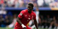 Breel Embolo (Su&iacute;&ccedil;a) durante jogo contra a B&oacute;snia, no dia 18.06.2026. Foto: Associated Press / Alamy