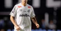 Tom&aacute;s Rinc&oacute;n est&aacute; fora do Santos e chegou a acordo para rescis&atilde;o - Foto; Raul Baretta/ Santos FC. Foto: Jogada10