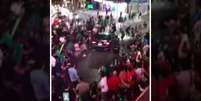Motorista avan&ccedil;ou sobre multid&atilde;o que celebrava vit&oacute;ria sobre o M&eacute;xico&nbsp; - Foto: reprodu&ccedil;&atilde;o de v&iacute;deo / Jogada10