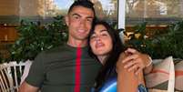 Georgina Rodr&iacute;guez e Cristiano Ronaldo formam um dos casais mais famosos do mundo do futebol - Foto: Reprodu&ccedil;&atilde;o / Instagram / Jogada10