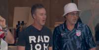 Edward Norton e Brad Pitt estrelaram o cl&aacute;ssico 'Clube da Luta', lan&ccedil;ado em 1999 - Foto: Reprodu&ccedil;&atilde;o / Jogada10
