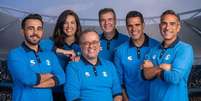 Os narradores da Globo neste Mundial: a TV ainda mobiliza mais gente do que os canais digitais  Foto: Estevam Avellar/TV Globo