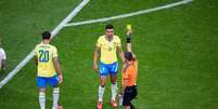 Casemiro levou amarelo contra o Jap&atilde;o e est&aacute; pendurado para as oitavas.  Foto: Joe Buvid/ ISI Photos/ Getty Images