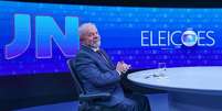 O ent&atilde;o candidato Lula na sabatina no 'Jornal Nacional' em 2022: verba do gabinete &agrave; Globo n&atilde;o impressiona  Foto: Reprodu&ccedil;&atilde;o
