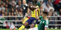 Enner Valencia corre para comemorar seu gol contra Honduras, na Copa de 2014 &ndash;  Foto: Jamie Squire/Getty Images / Jogada10