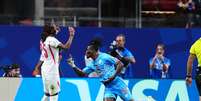 Brian Cipenga fez o primeiro gol do Congo contra a Inglaterra na Copa  Foto: Jose Hernandez/Anadolu/Getty Images