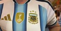 Brasileiro mostra torcida pela Argentina na Copa do Mundo  Foto: Gabriel Gatto/Terra