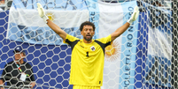 Vozinha, goleiro de Cabo Verde, durante a partida da fase de 32 avos de final da Copa do Mundo FIFA de 2026 entre Argentina x Cabo Verde, no Miami Stadium, na Fl&oacute;rida, Estados Unidos, nesta sexta-feira (03).  Foto: VANESSA CARVALHO/AG&Ecirc;NCIA O DIA/ESTAD&Atilde;O CONTE&Uacute;DO