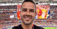 Repórter e comentarista, Marcelo Bechler agora pode contar em sua biografia que irritou Cristiano Ronaldo  Foto: Reprodução/@marcelobechler