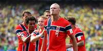 Haaland foi o heroi da Noruega  Foto: Al Bello / Getty Images