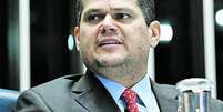 Alcolumbre vem fazendo repetidas reclama&ccedil;&otilde;es de press&atilde;o que ele sofre do governo para fazer tramitar o PEC do fim da escala 6x1.  Foto: Waldemir Barreto/Ag&ecirc;ncia Senado / Estad&atilde;o