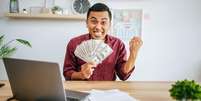 Veja os signos que podem receber uma boa not&iacute;cia financeira Foto: Shutterstock / Jo&atilde;o Bidu