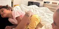 Neymar com as filhas Mavie e Mel  Foto: Reprodução/Instagram/Bruna Biancardi