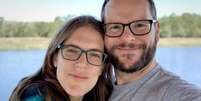 Katie e Alan Donegan conseguiram se aposentar quando ele tinha 40 anos, e ela, 35 Foto: Acervo pessoal / BBC News Brasil