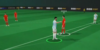 Segundo mostrou a BBC, centroavante se posicionou em frente a Xhaka no c&iacute;rculo central e impediu o advers&aacute;rio de reiniciar o jogo  Foto: Reprodu&ccedil;&atilde;o 