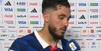 Cherki resumiu o sentimento de decep&ccedil;&atilde;o dos franceses ap&oacute;s elimina&ccedil;&atilde;o  Foto: Reprodu&ccedil;&atilde;o/Caz&eacute;TV
