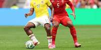 Danilo, do Flamengo, em a&ccedil;&atilde;o pela Sele&ccedil;&atilde;o Brasileira &ndash;  Foto: Dan Mullan/Getty Images / Jogada10