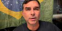 Fl&aacute;vio Bolsonaro ter&aacute; que prestar depoimento &agrave; PF na investiga&ccedil;&atilde;o por suposta de cal&uacute;nia contra Lula  Foto: 