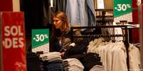 Ag&ecirc;ncia Europeia de Meio Ambiente estima que entre 4% e 9% dos produtos t&ecirc;xteis n&atilde;o vendidos s&atilde;o destru&iacute;dos todos os anos  Foto: DW / Deutsche Welle