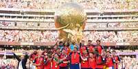 Trump e Infantino foram removidos da foto oficial de campe&atilde;o pela Sele&ccedil;&atilde;o Espanhola  Foto: Reprodu&ccedil;&atilde;o/SEFutbol/X
