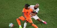 Summerville na partida da sele&ccedil;&atilde;o holandesa contra o Marrocos - Foto: David Ramos/Getty Images / Jogada10