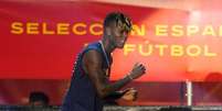 Atacante espanhol escolheu um funk brasileiro para embalar sua entrada na comemoração - Foto: Diego Souto/Getty Images / Jogada10