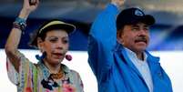 Daniel Ortega e sua esposa Rosario Murillo. Mudanças nas leis do país ampliaram poderes do casal  Foto: Getty Images / BBC News Brasil
