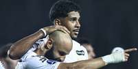 Rony marcou seu segundo gol com a camisa do Santos &ndash;  Foto: Divulga&ccedil;&atilde;o/Santos FC / Jogada10