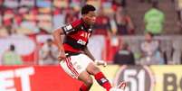 Gonzalo Plata pede substitui&ccedil;&atilde;o ainda no primeiro tempo contra a Chapecoense &ndash;  Foto: Gilvan de Souza / Flamengo / Jogada10