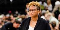 Pokey Chatman foi a primeira t&eacute;cnica estrangeira da sele&ccedil;&atilde;o brasileira feminina de basquete. Foto: @basquetebrasil via X / Estad&atilde;o