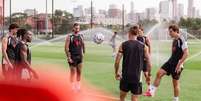 Liverpool segue sua preparação na pré-temporada - Foto: Divulgação / Jogada10