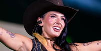 Ana Castela lamenta morte de fã durante seu show após quatro dias: 'Solidariedade'  Foto: Mais Novela