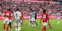 De falta, Miretti fez o gol da Juventus sobre o Standart Liege - Foto: Reprodu&ccedil;&atilde;o / Jogada10