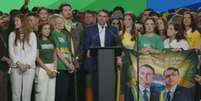 Fl&aacute;vio Bolsonaro faz discurso durante evento de sua candidatura &agrave; Presid&ecirc;ncia em S&atilde;o Paulo  Foto: Reprodu&ccedil;&atilde;o/Youtube/Partido Liberal