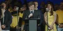 Javier Milei discursa em evento do PL de Flávio Bolsonaro em São Paulo  Foto: Reprodução/Youtube/Partido Liberal