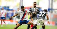 Bahia e Corinthians fizeram um jogo muito disputado na Fonte Nova &ndash;  Foto: Let&iacute;cia Martins/EC Bahia / Jogada10