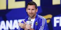 Messi em evento da Fifa. (Photo by Elsa/Getty Images)  Foto: Esporte News Mundo