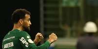  Foto: Cesar Greco/Palmeiras/by Canon - Legenda: Felipe Anderson lamenta derrota, mas v&ecirc; Palmeiras em evolu&ccedil;&atilde;o ap&oacute;s rev&eacute;s para o Galo / Jogada10