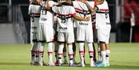 Jogadores do S&atilde;o Paulo (Foto: Rubens Chiri e Miguel Schincariol/S&atilde;o Paulo) Foto: Jogadores do S&atilde;o Paulo ( Rubens Chiri e Miguel Schincariol/S&atilde;o Paulo) / G&aacute;vea News