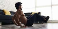 A calistenia &eacute; uma alternativa para quem deseja ganhar for&ccedil;a e condicionamento usando apenas o peso do pr&oacute;prio corpo Foto: Shutterstock / Sport Life