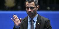L&iacute;der nas pesquisas, senador Cleitinho n&atilde;o ser&aacute; candidato ao governo de MG, anuncia Republicanos  Foto: Ton Molina/Ag&ecirc;ncia Senado