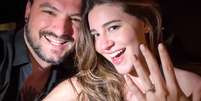  Foto: Famosos e Celebridades