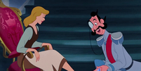 Adeus, sapato de cristal da Cinderela! Os novos tênis da Melissa na cor 'jelly bubble' são mais confortáveis e resgatam a estética nostálgica dos anos 90 e 2000 que lembra gelatina. Foto: Reprodução, Walt Disney Productions / Purepeople