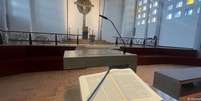 A Igreja S&atilde;o Pio, em Mannheim, divide-se entre missas cat&oacute;licas e cultos evang&eacute;licos  Foto: DW / Deutsche Welle